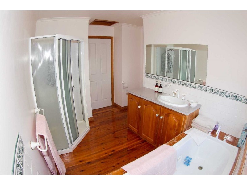 4 Freycinet Court, Swansea TAS 7190