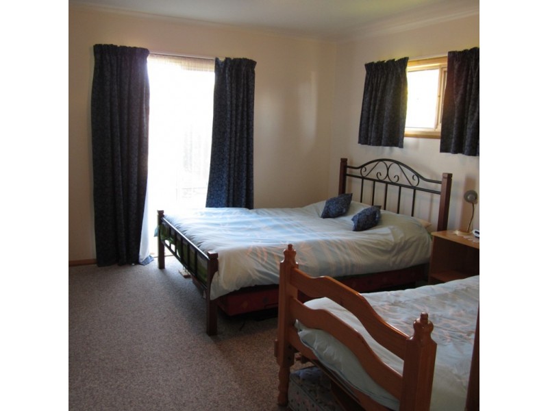 43 Gordon Street, Swansea TAS 7190