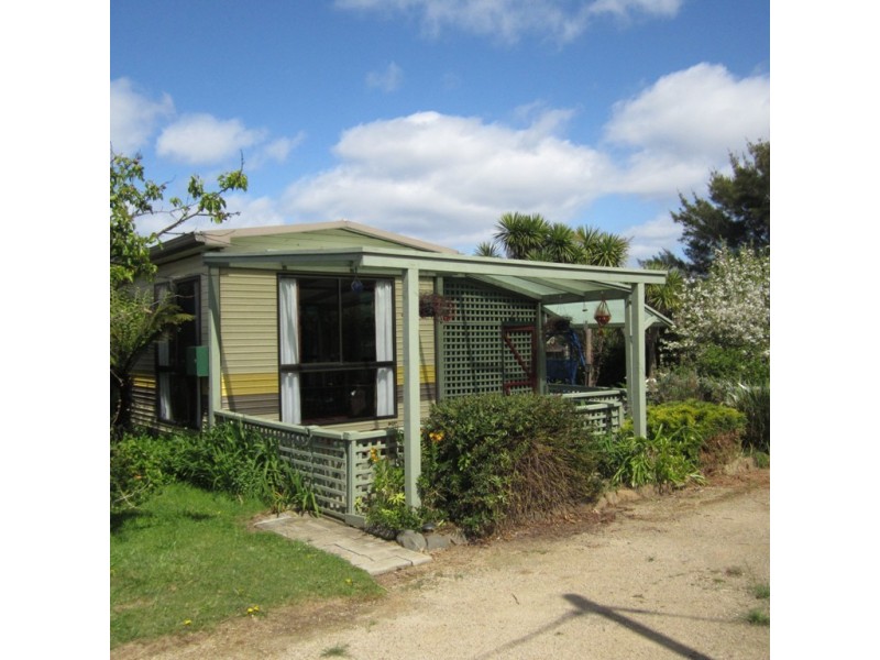 16 Shaw Street, Swansea TAS 7190