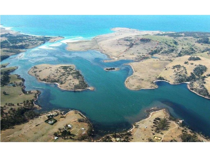 635 Seaford Road, Little Swanport TAS 7190