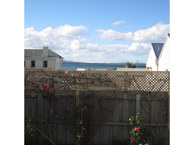 1/3 Victoria Street, Swansea TAS 7190