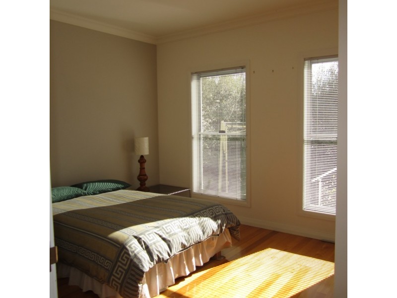 1/3 Victoria Street, Swansea TAS 7190