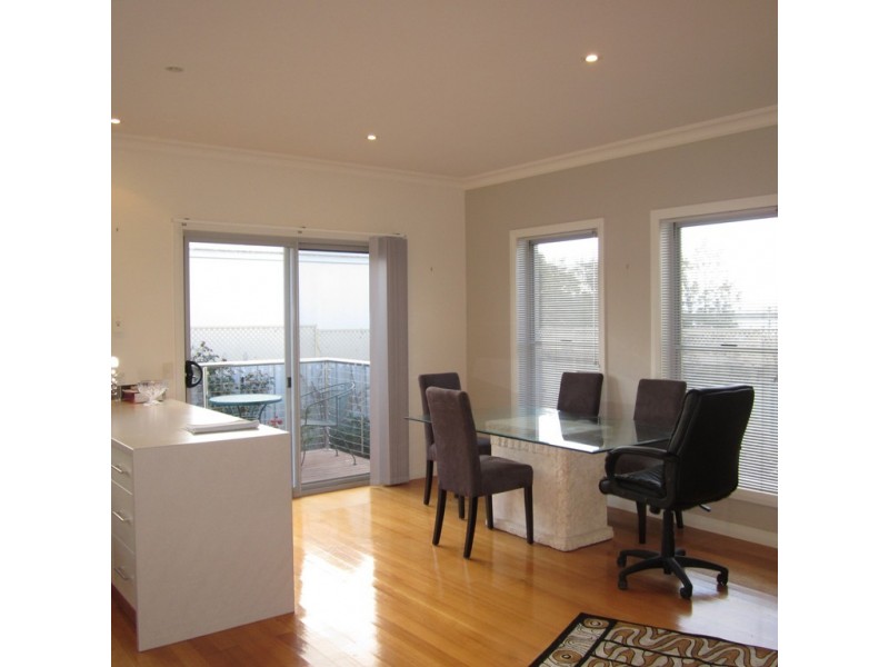 1/3 Victoria Street, Swansea TAS 7190