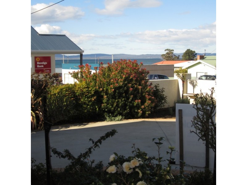 1/3 Victoria Street, Swansea TAS 7190