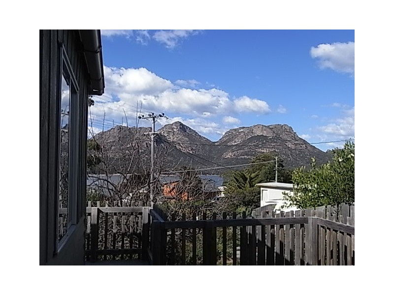 32 Jetty Road, Coles Bay TAS 7215