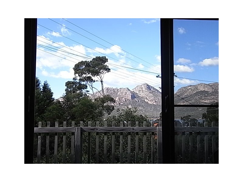 32 Jetty Road, Coles Bay TAS 7215