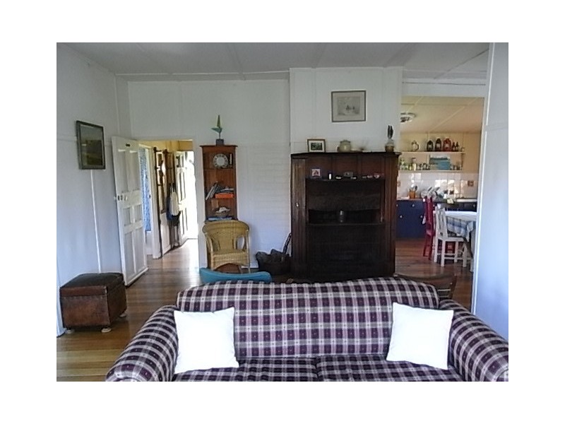 32 Jetty Road, Coles Bay TAS 7215