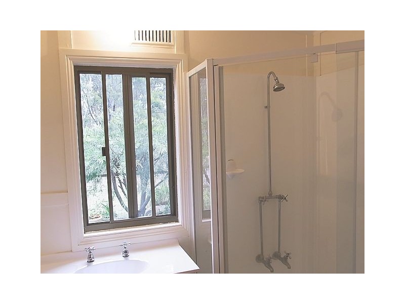 24 Medora Street, Swansea TAS 7190