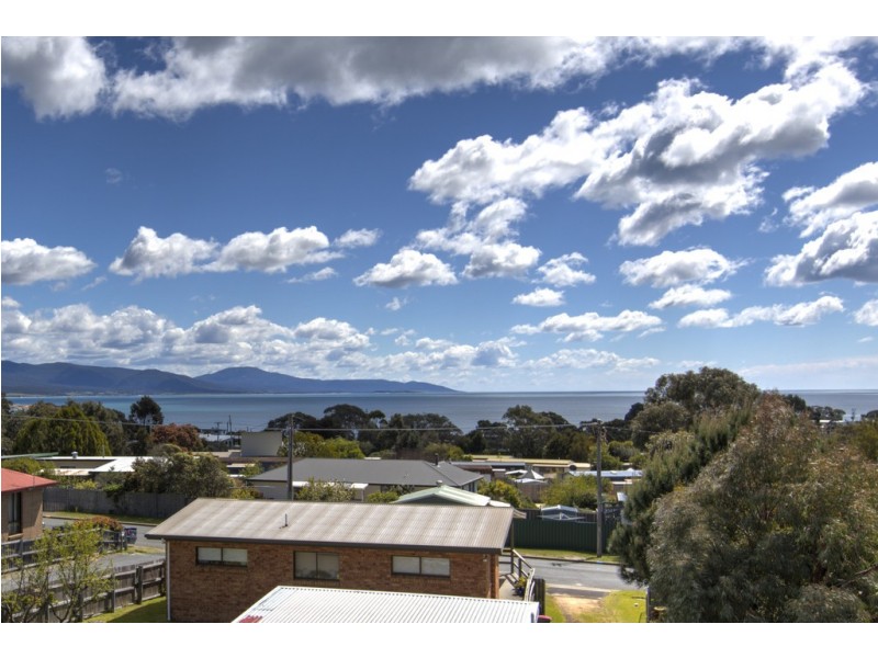 14 Tribe Street, Bicheno TAS 7215