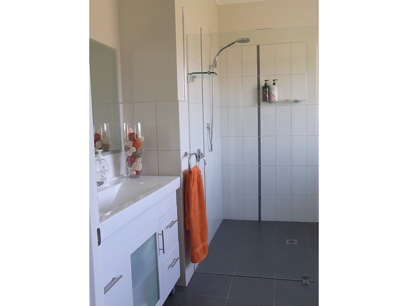 4 Tarleton St, Swansea TAS 7190