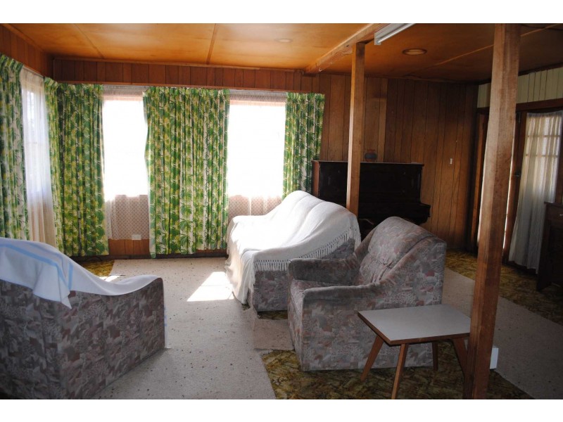 19-21 Wedge St, Swansea TAS 7190