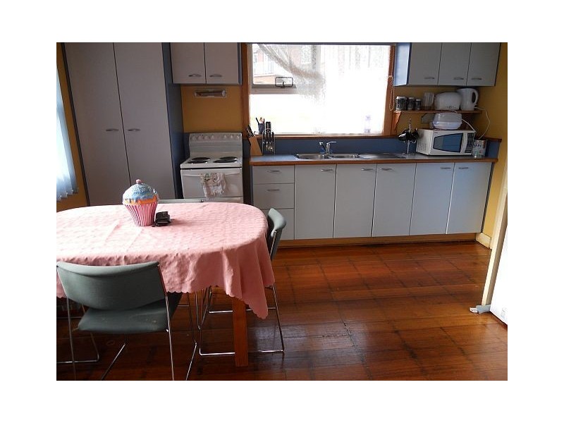 2 Selwyn St, Triabunna TAS 7190