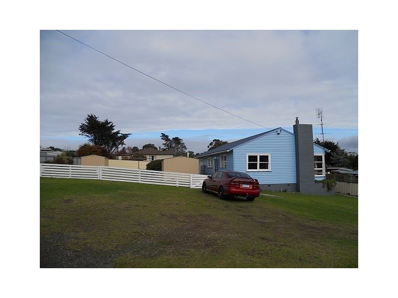 2 Selwyn St, Triabunna TAS 7190