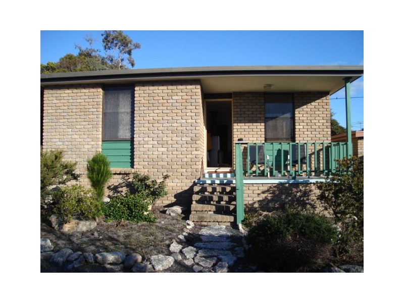 2/49 Burgess Street, Bicheno TAS 7215