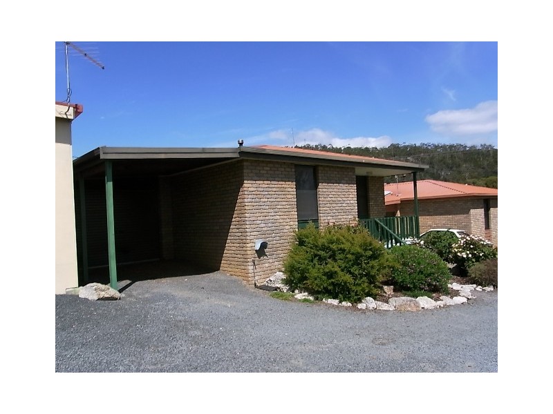 2/49 Burgess Street, Bicheno TAS 7215