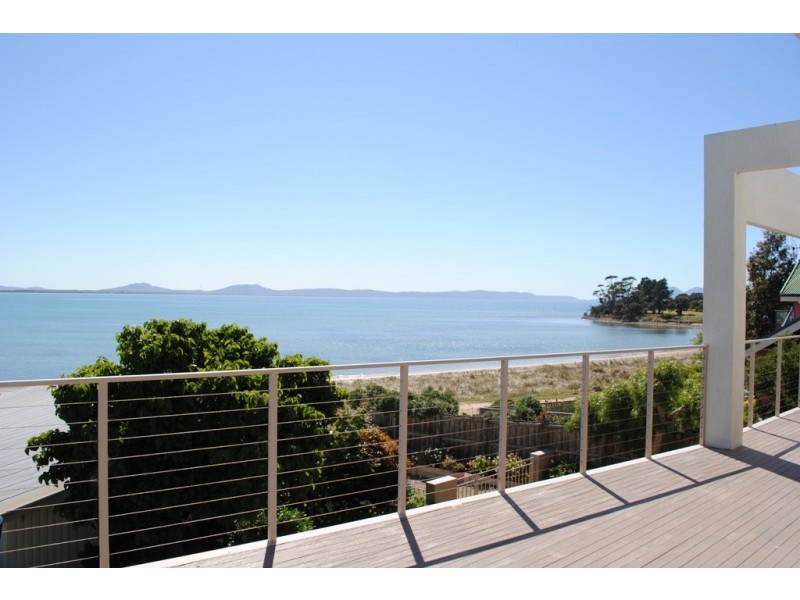 3 Jetty Rd, Swansea TAS 7190