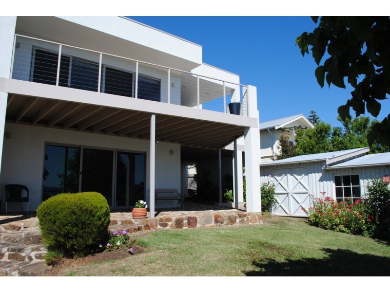 3 Jetty Rd, Swansea TAS 7190