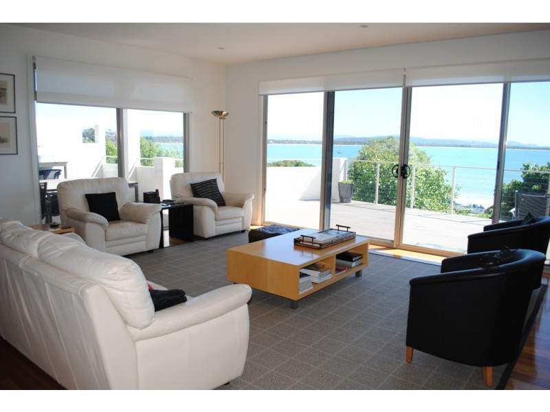 3 Jetty Rd, Swansea TAS 7190