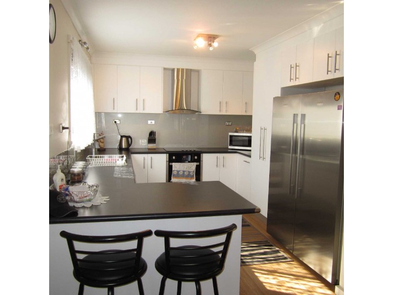 2 Shaw Street, Swansea TAS 7190