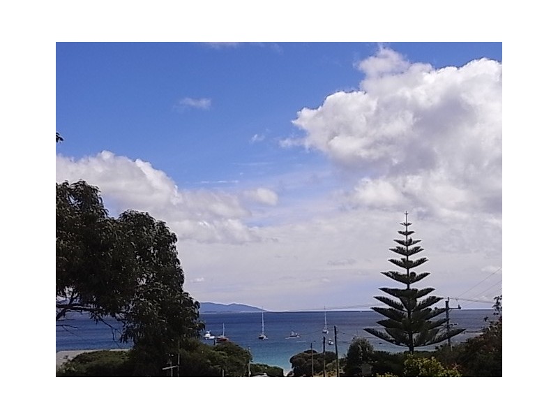 1 Champ Street, Bicheno TAS 7215