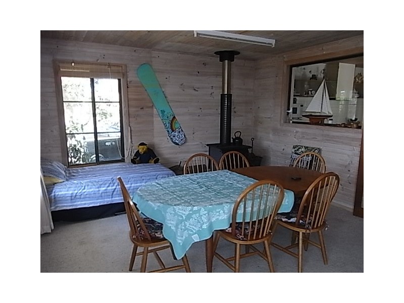 27 Gordon Street, Bicheno TAS 7215