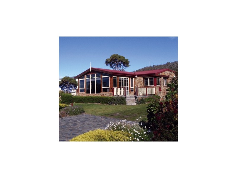 20 Tasman Highway, Bicheno TAS 7215