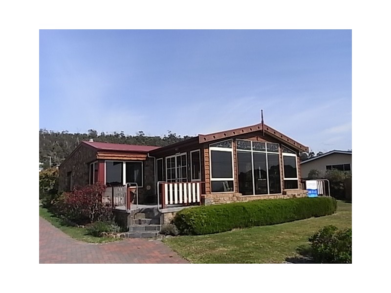 20 Tasman Highway, Bicheno TAS 7215