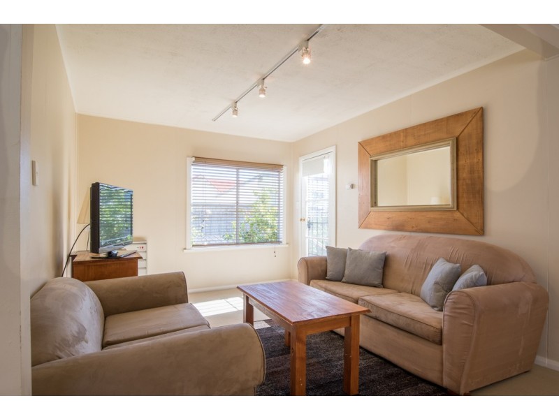 2/20 Franklin Street, Swansea TAS 7190