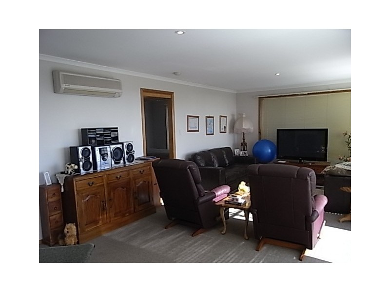 11 Sinclair Street, Bicheno TAS 7215