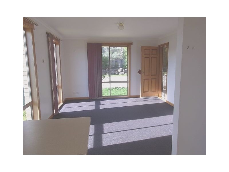 Unit 1  26 Ada Street, Triabunna TAS 7190