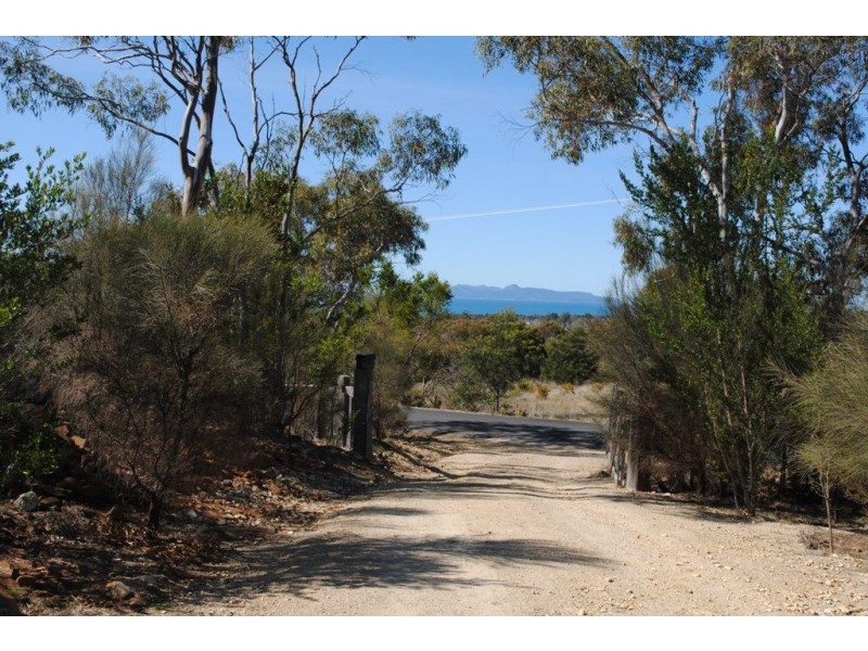6 Addison Street, Swansea TAS 7190