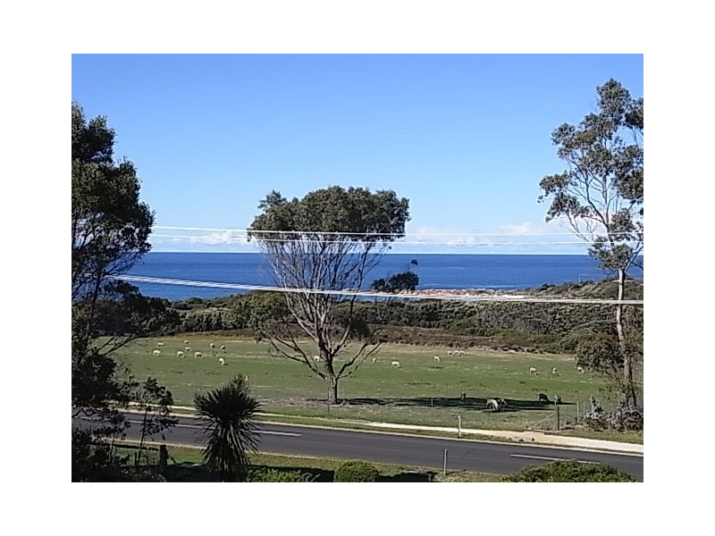 120 Tasman Highway, Bicheno TAS 7215
