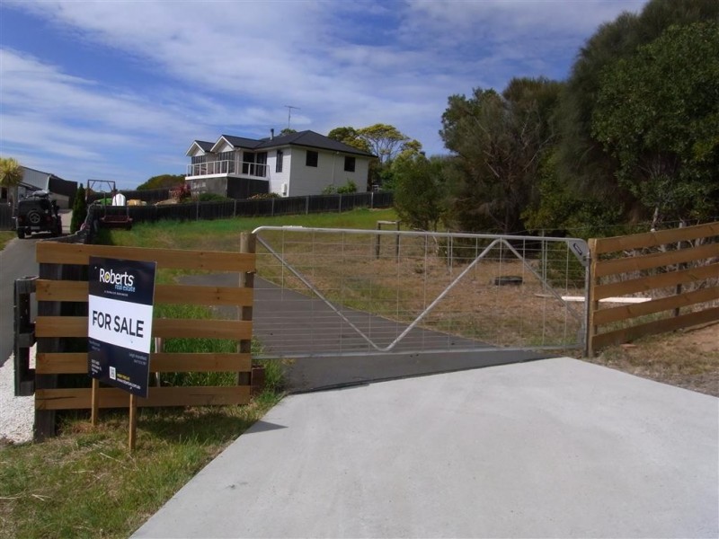 7 Patsy Court, Coles Bay TAS 7215