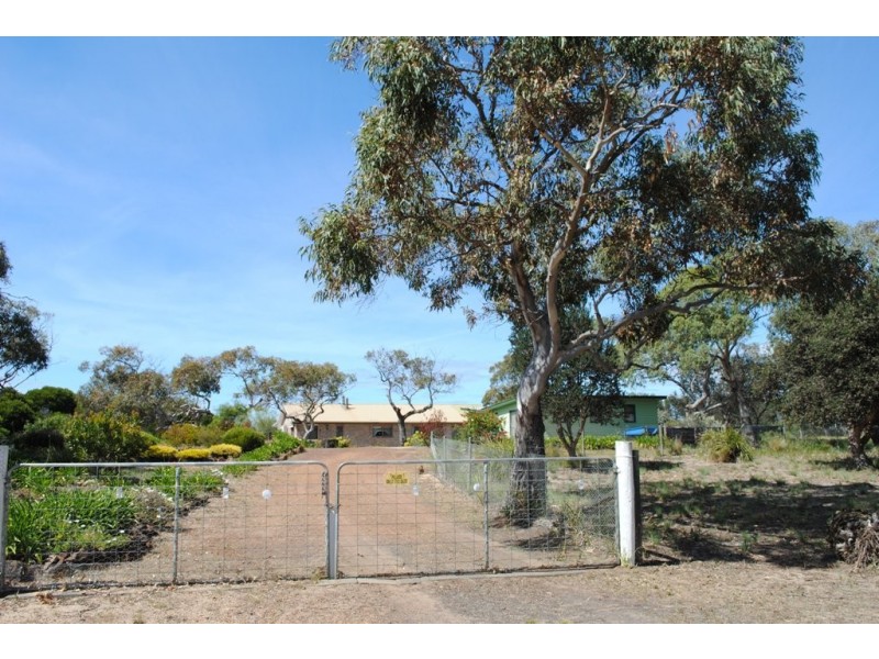344 Dolphin Sands Road, Swansea TAS 7190