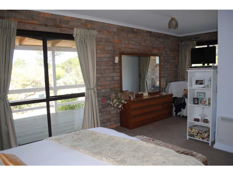 344 Dolphin Sands Road, Swansea TAS 7190