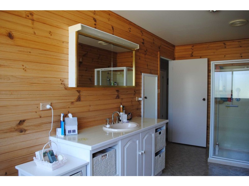 344 Dolphin Sands Road, Swansea TAS 7190