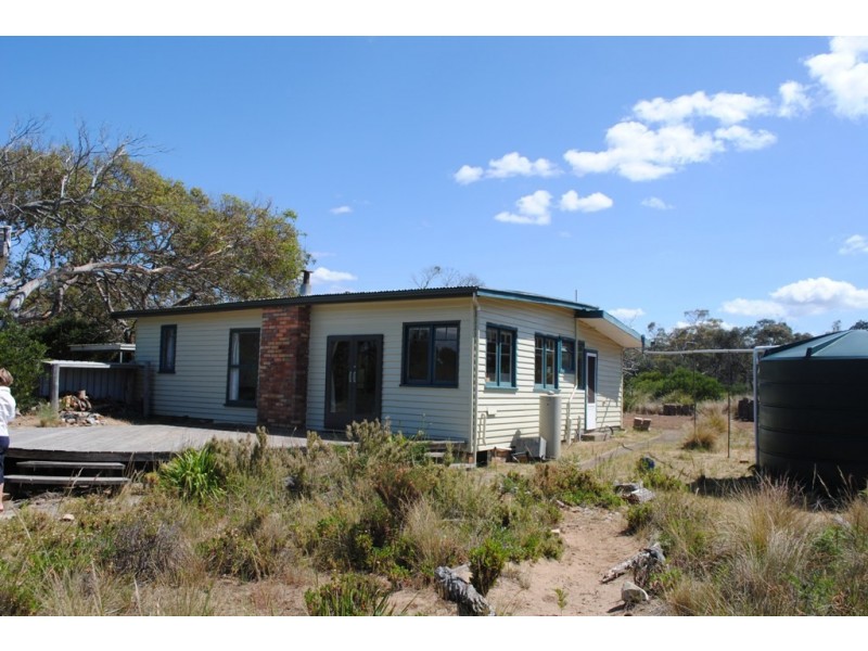 234 Dolphin Sands Rd, Swansea TAS 7190
