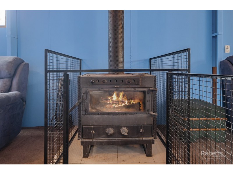 90 Suncoast Drive, Bicheno TAS 7215