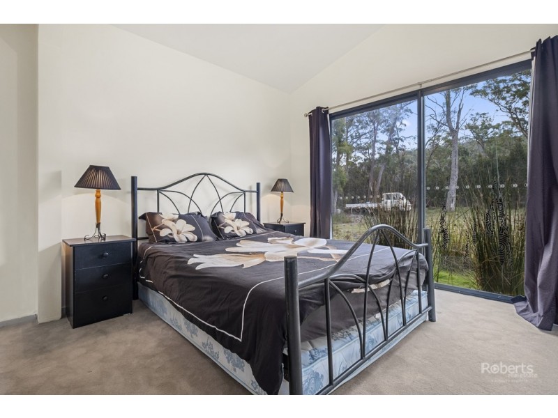 90 Suncoast Drive, Bicheno TAS 7215