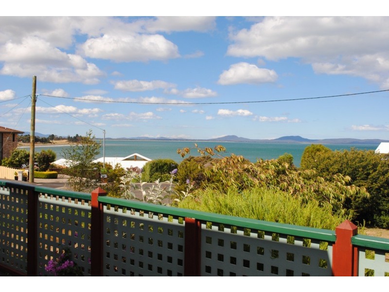 9 Pyke Court, Swansea TAS 7190