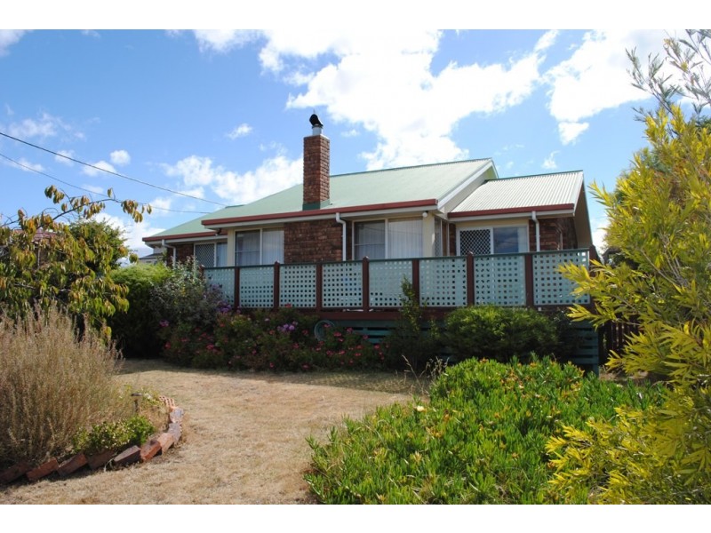 9 Pyke Court, Swansea TAS 7190