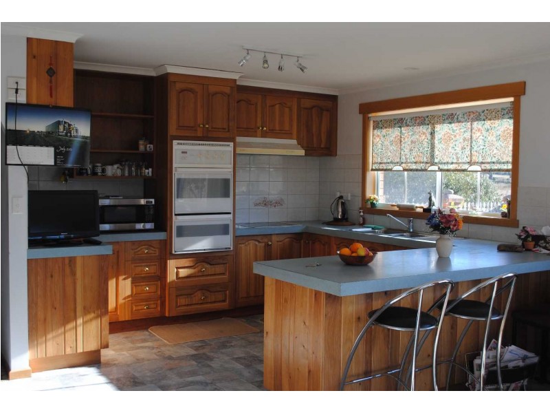 10720 Tasman Highway, Pontypool TAS 7190