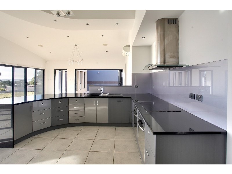 365 Harvey’s Farm Road, Bicheno TAS 7215