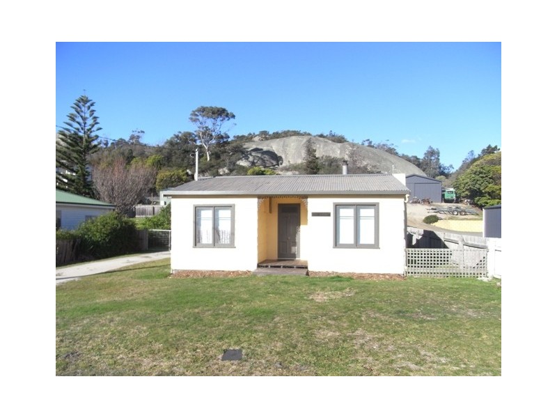 37 Burgess Street, Bicheno TAS 7215