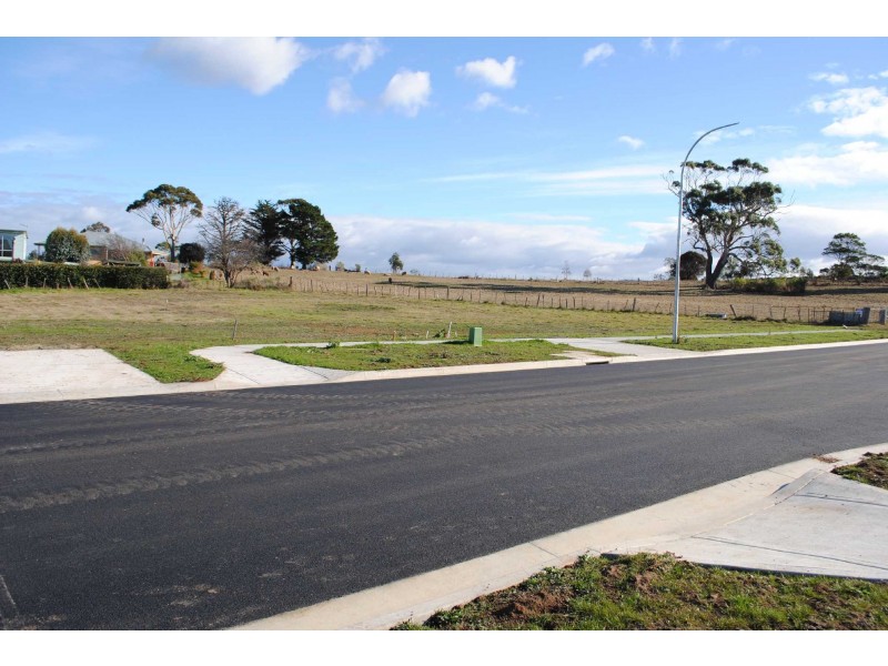 27 Maria Street, Swansea TAS 7190