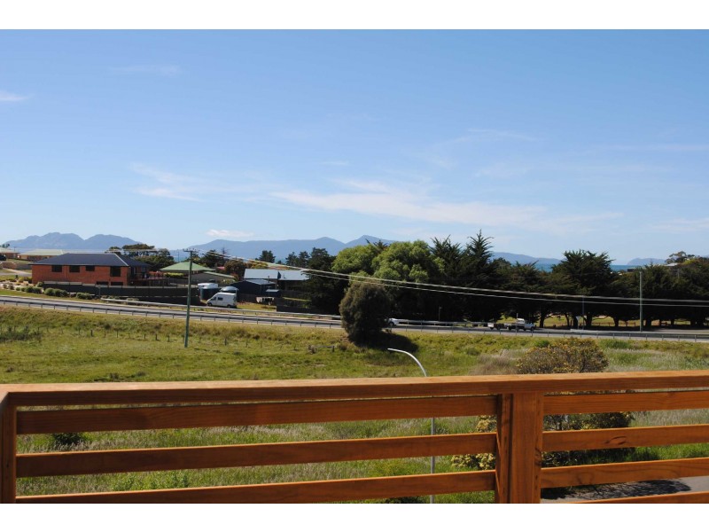 14 River Street, Swansea TAS 7190