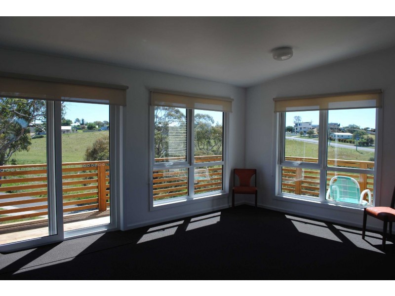 14 River Street, Swansea TAS 7190