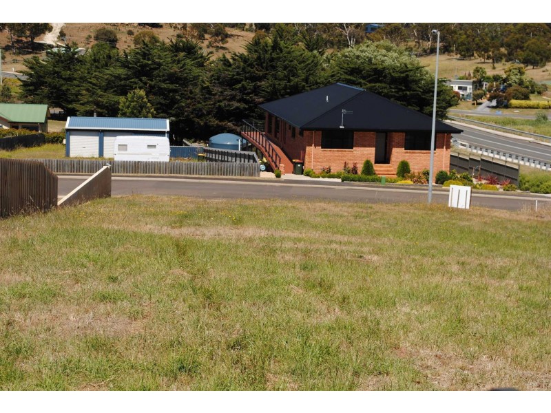 8 Cooks Court, Swansea TAS 7190