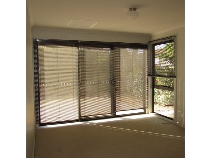 2/12 Julia Street, Swansea TAS 7190