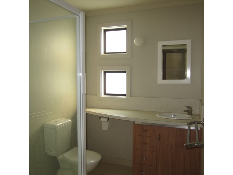 2/12 Julia Street, Swansea TAS 7190